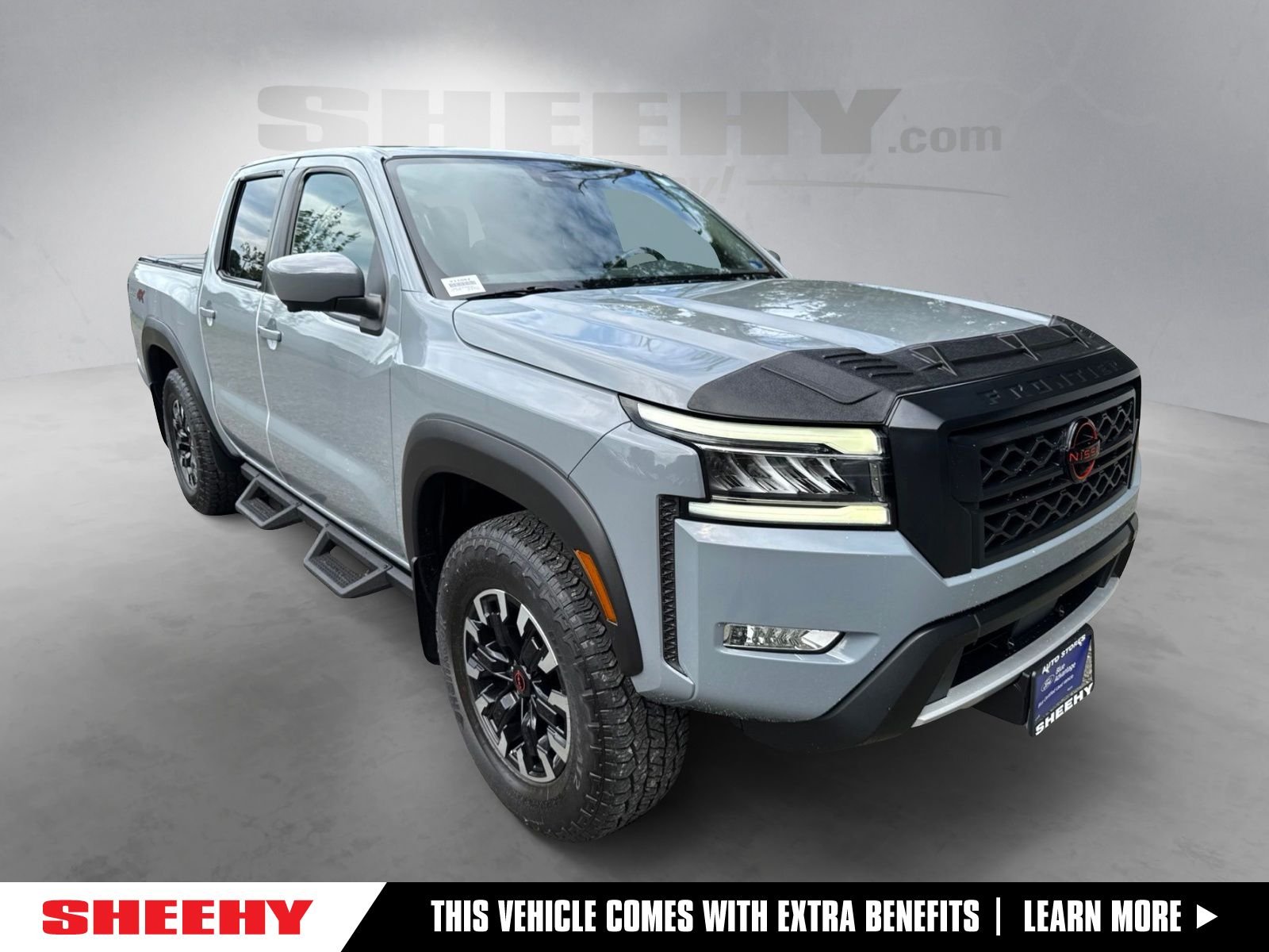 Used 2024 Gray Nissan PRO-4X image 37