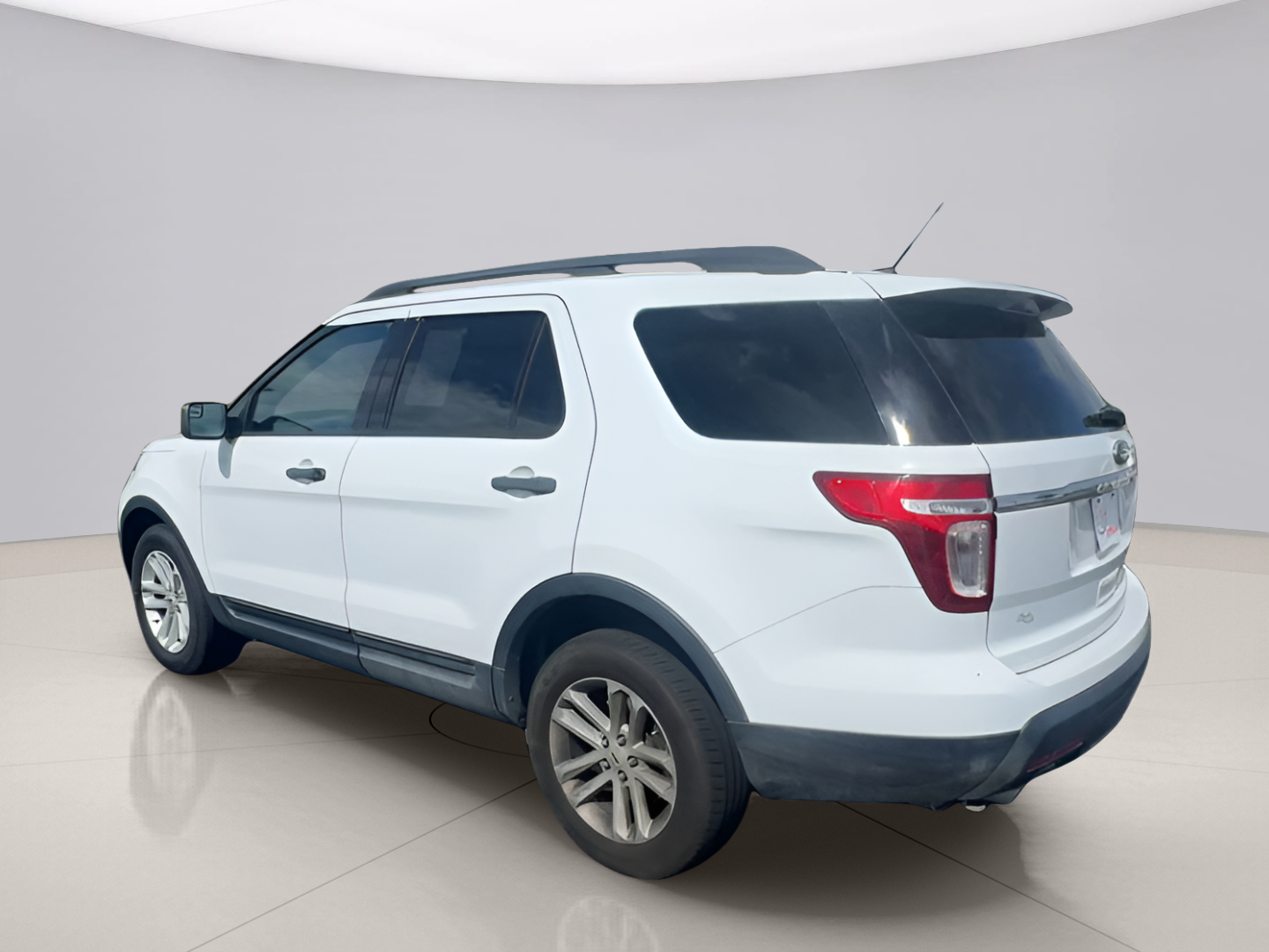 2015 Ford Explorer Sport photo 4