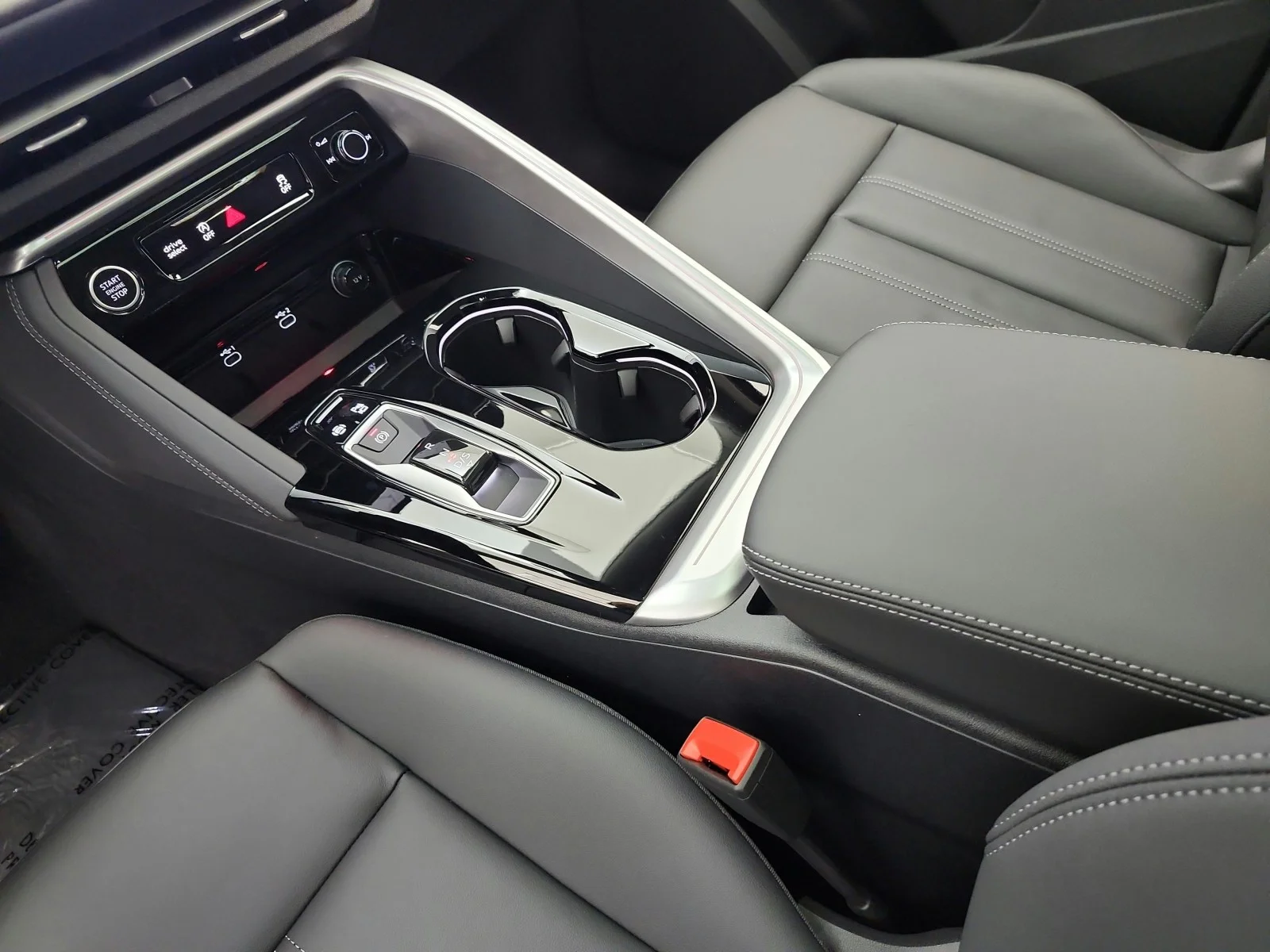 New 2026 Daytona Gray Pearl Effect Audi Premium Plus 2.0 TFSI quattro image 10