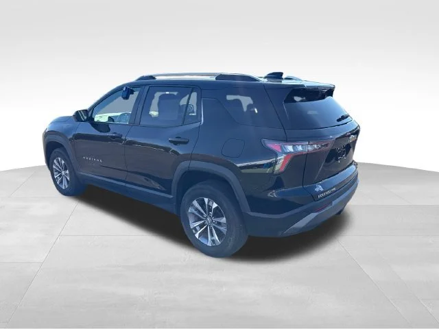 Used 2025 Mosaic Black Metallic Chevrolet LT image 3