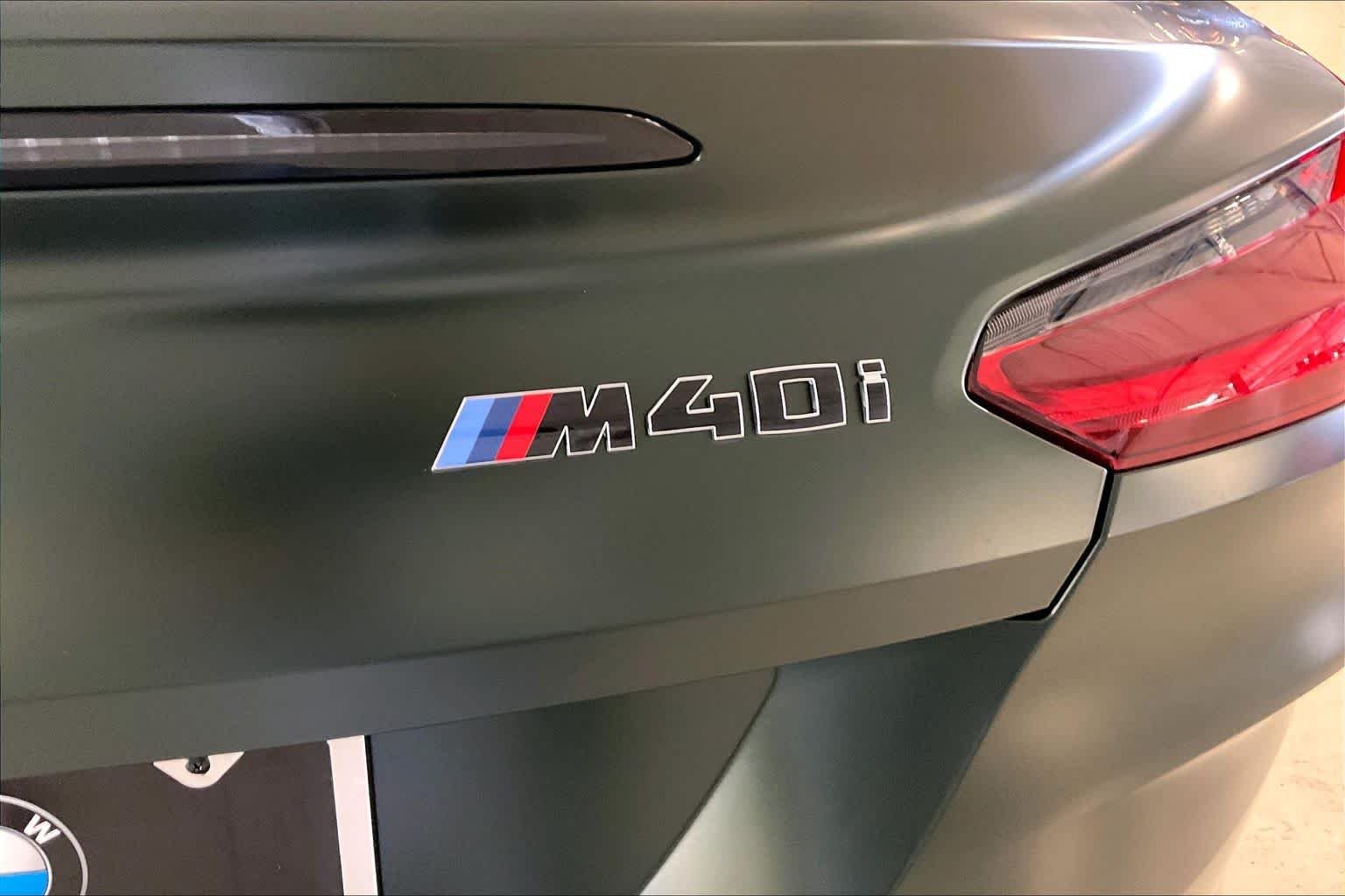 New 2026 Frozen Deep Green Metallic BMW M40i image 15