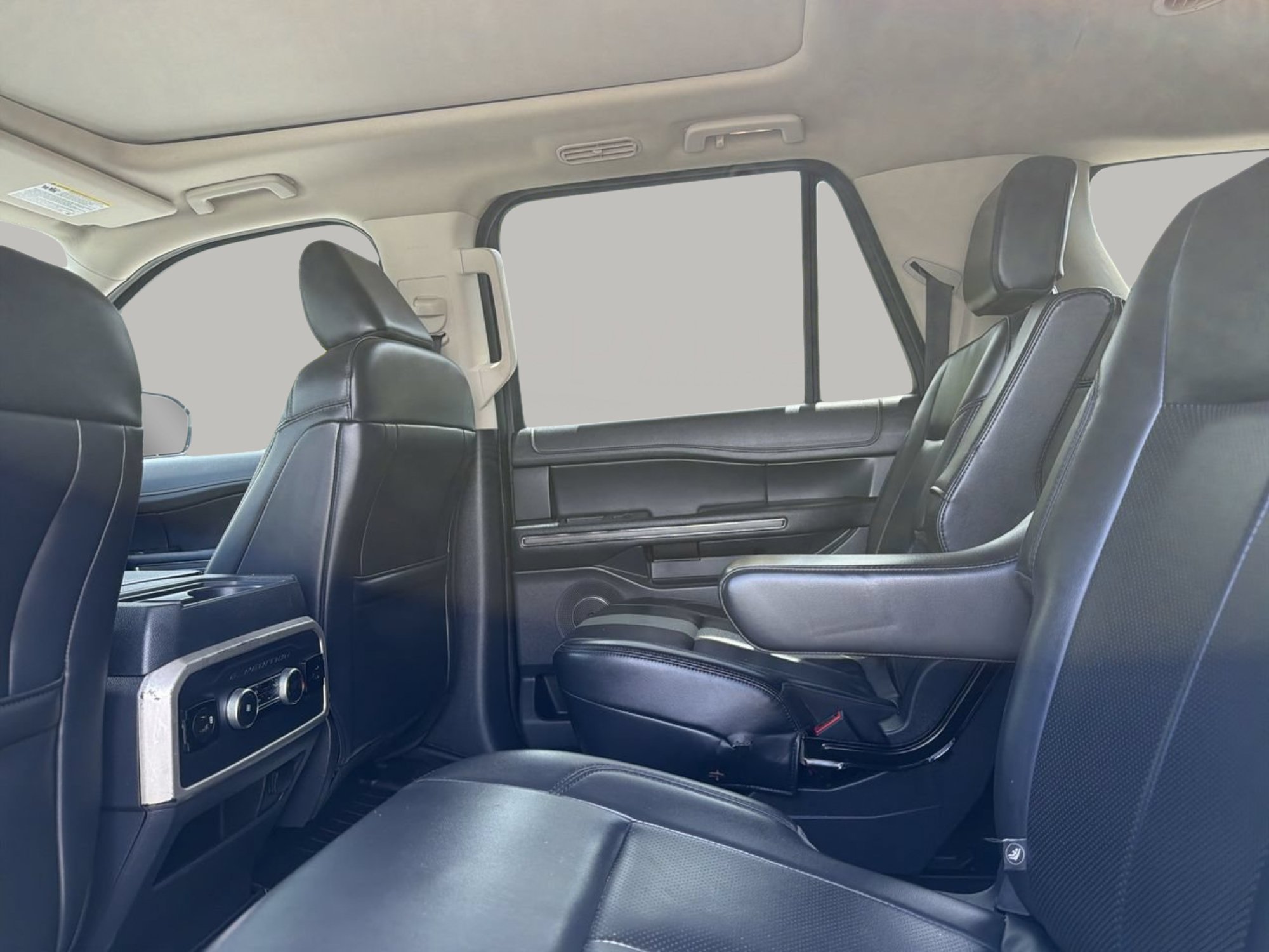 Used 2023 Blue Metallic Ford XLT image 14