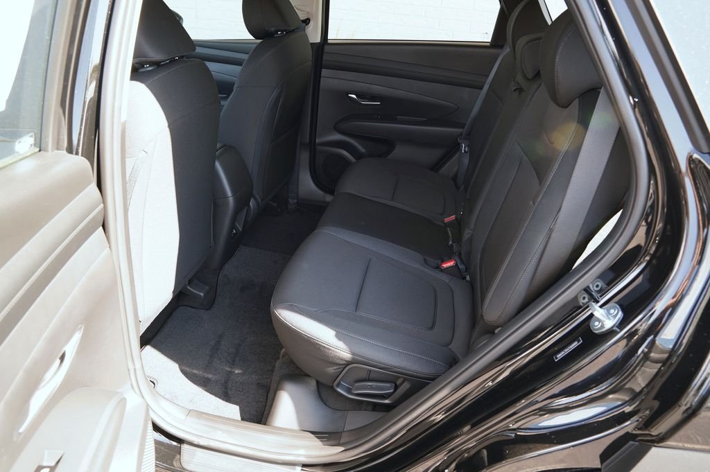 New 2026 Phantom Black Hyundai SE image 38