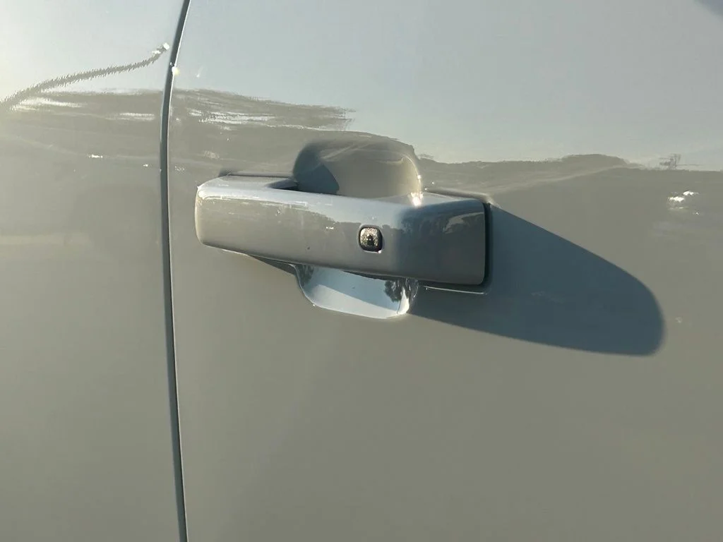 New 2026 Avalanche Ford Lariat image 21