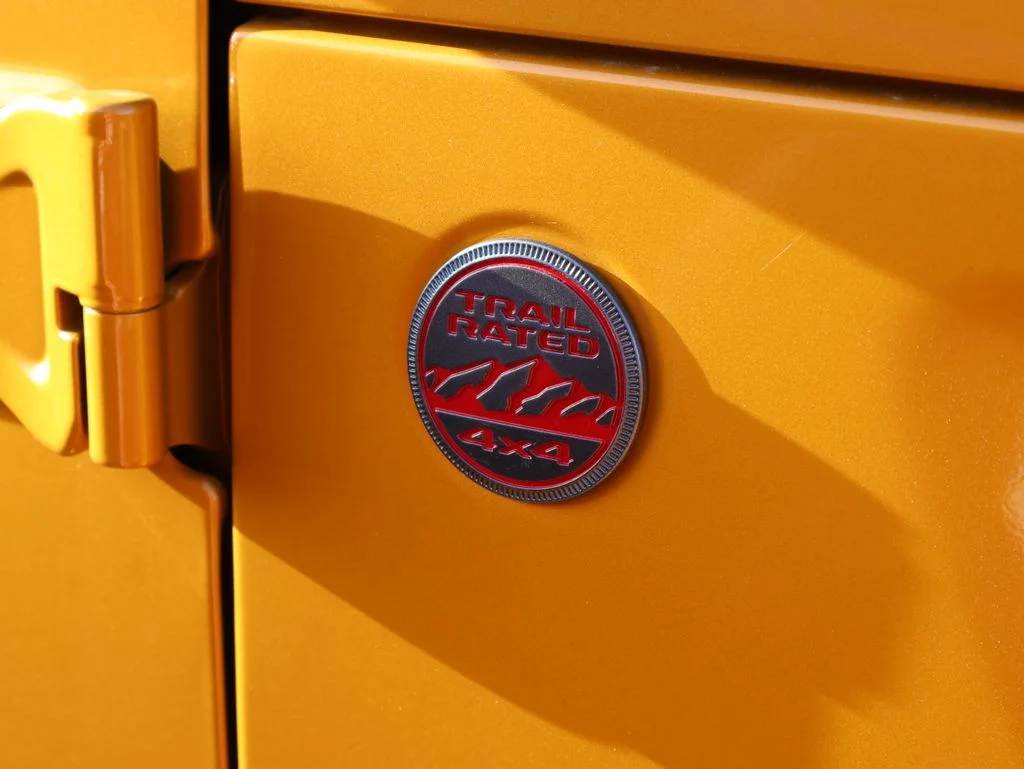 New 2026 Goldilocks Exterior Paint Jeep Rubicon image 15