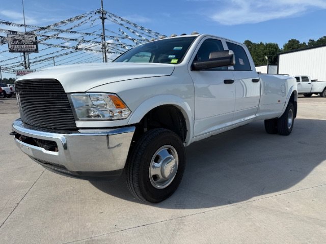 2017 RAM 3500 Tradesman 4X4 Crew Cab LWB's photo