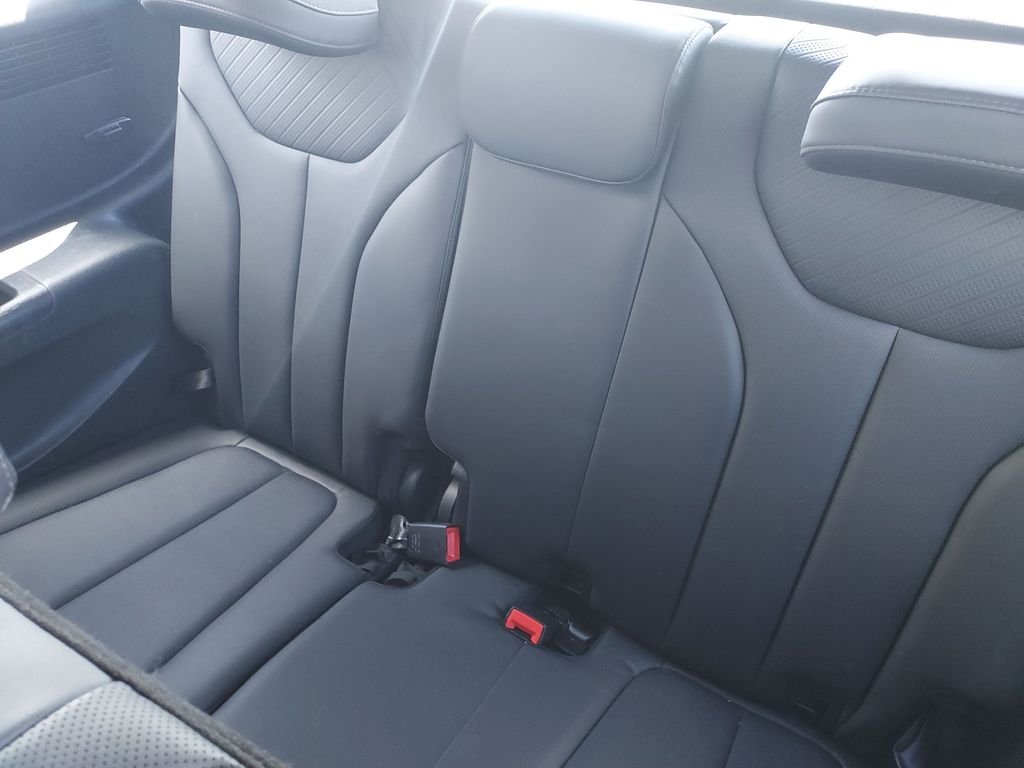 Used 2023 Gray Hyundai SEL image 30
