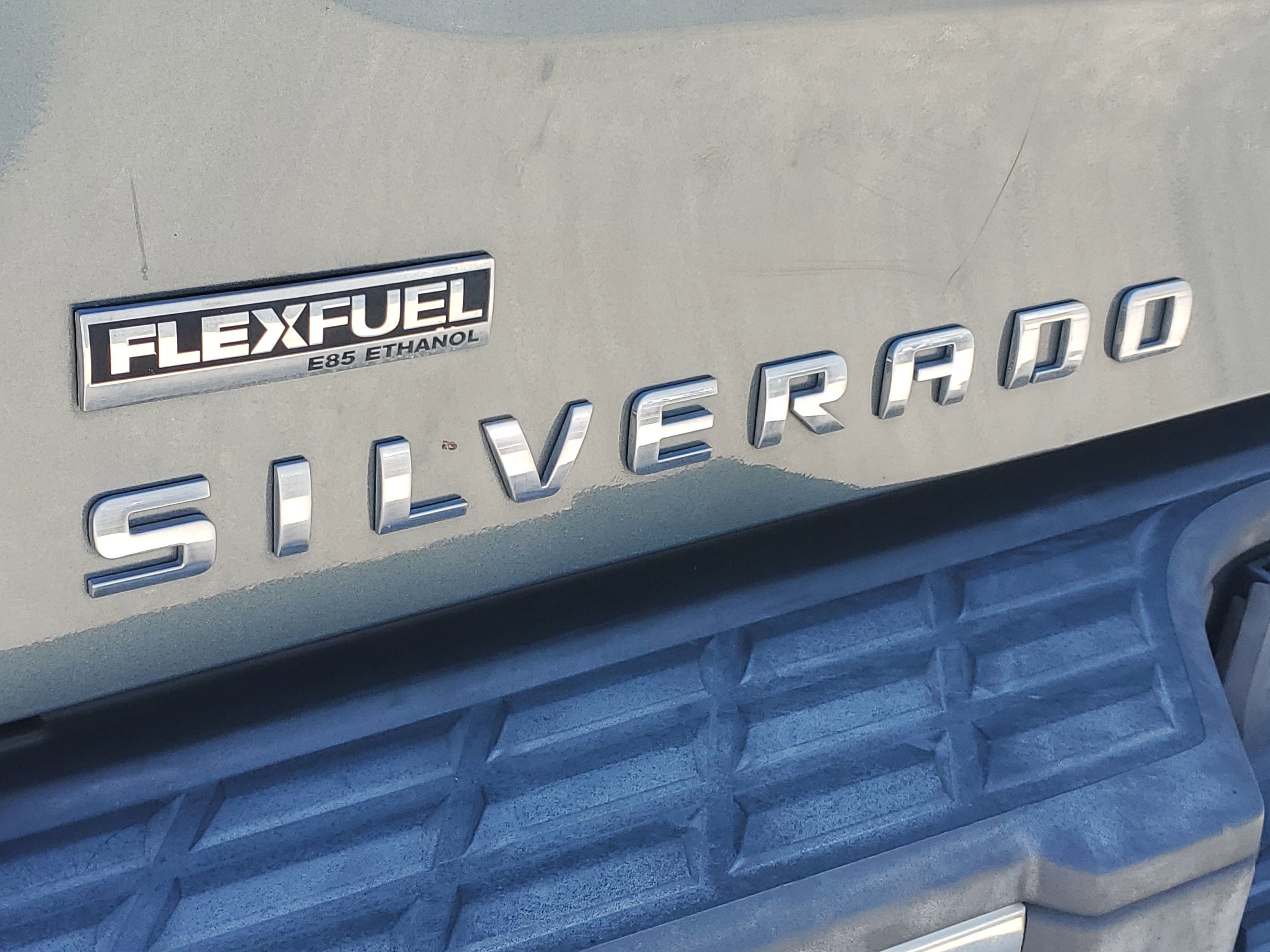 Used 2011 Blue Granite Metallic Chevrolet LT image 5