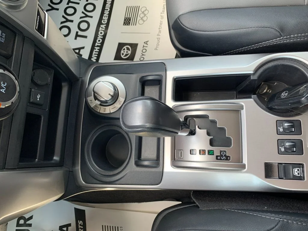 Used 2023 White Toyota SR5 Premium image 23
