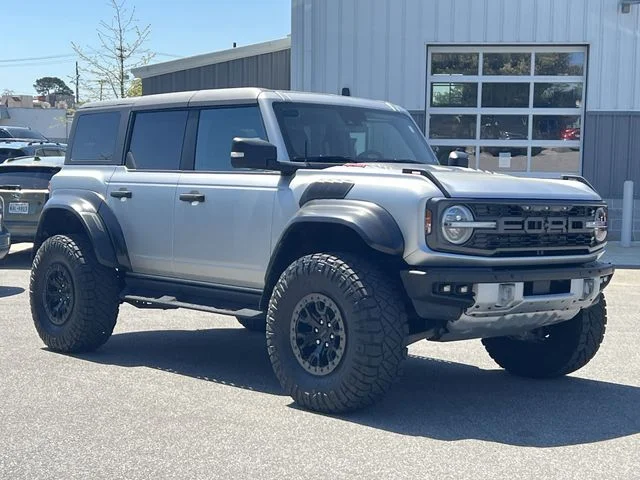 Used 2022 Silver Ford Raptor image 39