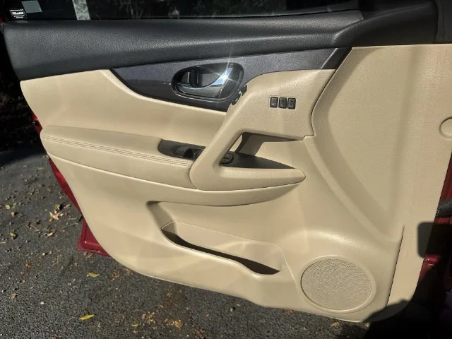 Used 2019 Red Nissan SV image 27