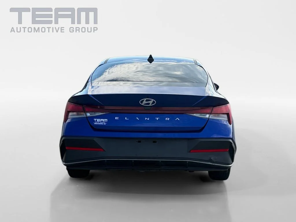 Used 2024 Blue Hyundai SE image 6