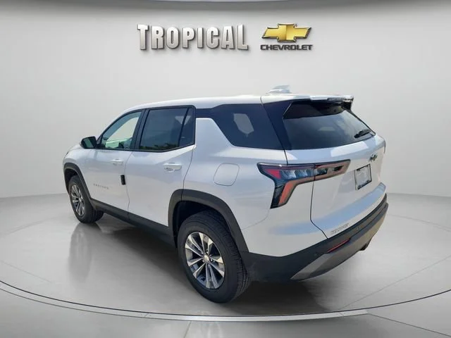 New 2027 Summit White Chevrolet LT image 3