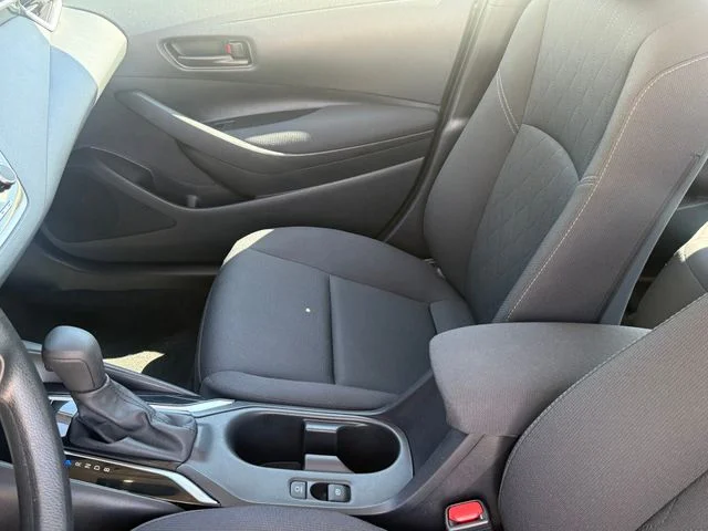 Used 2025 Midnight Black Metallic Toyota LE image 10