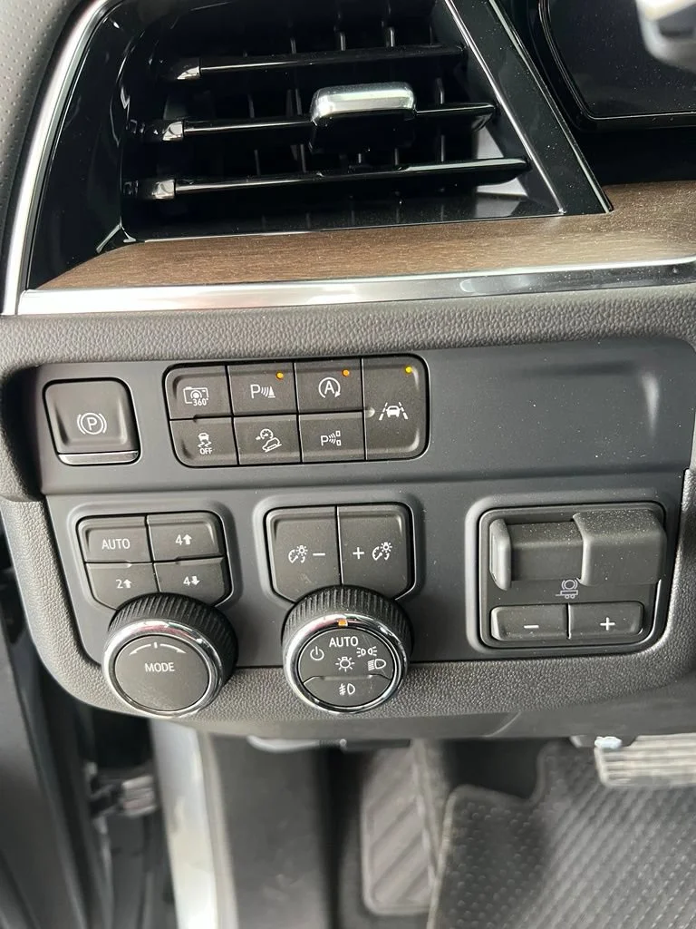 New 2026 Sterling Gray Metallic Chevrolet High Country image 16