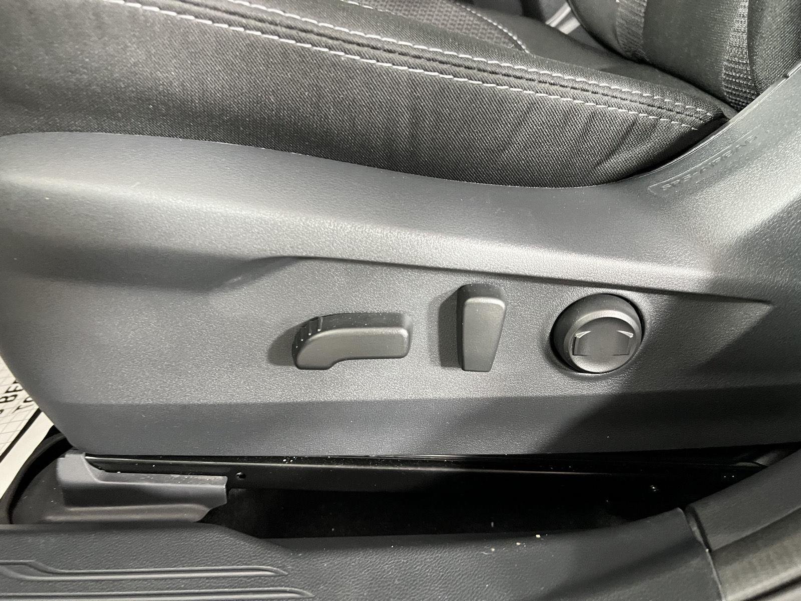 2025 Subaru Outback Premium - Photo 17