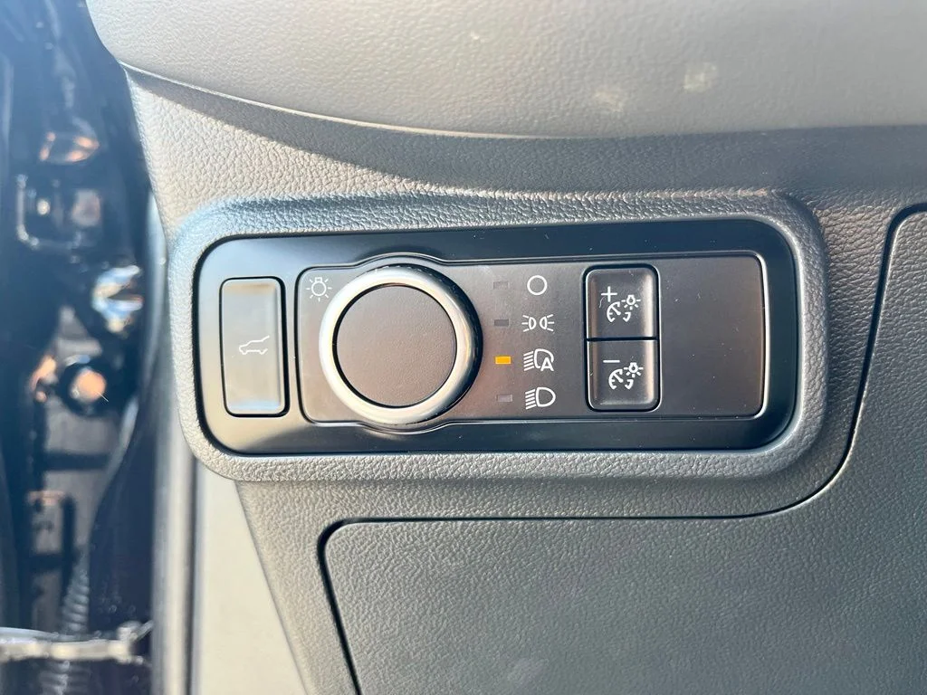 Used 2025 Black Ford Active image 15