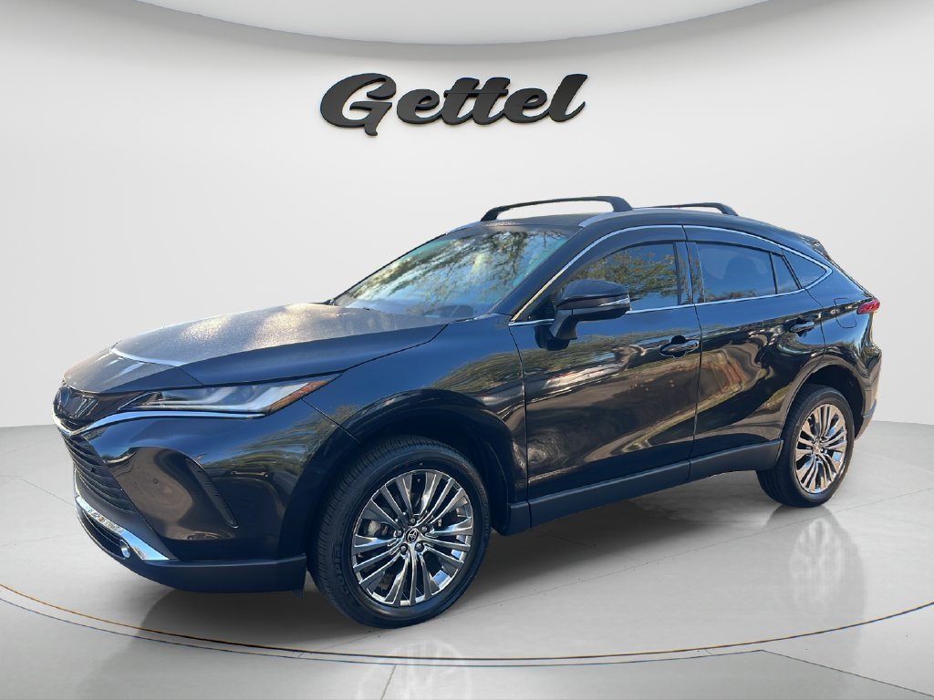 2023 Toyota Venza XLE