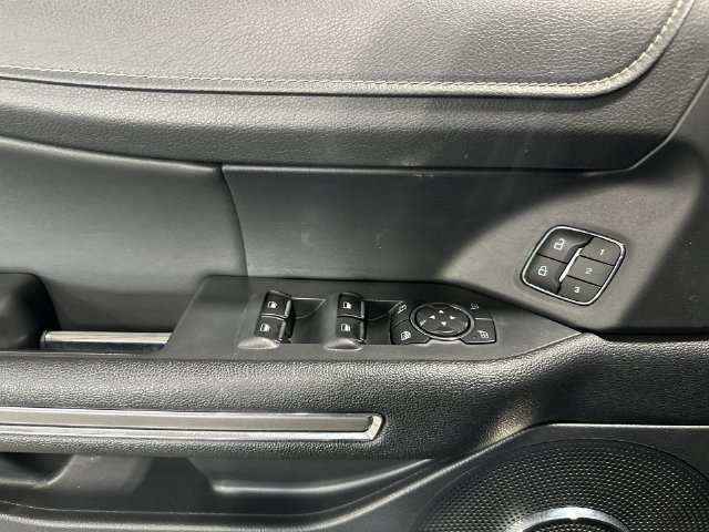 Used 2022 Gray Ford XLT image 19