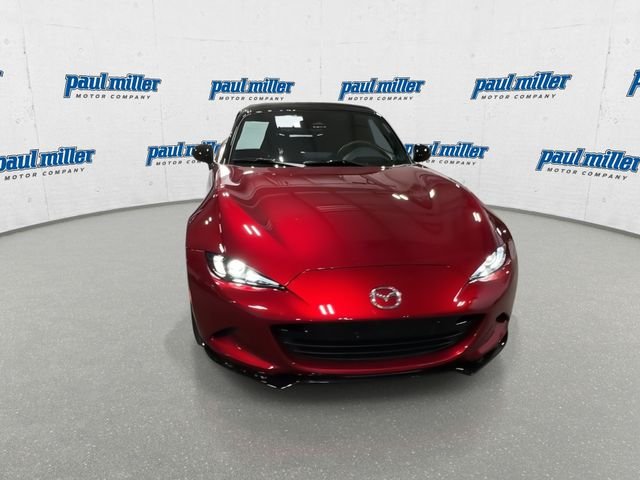 Certified Used 2025 Red Mazda Club image 3