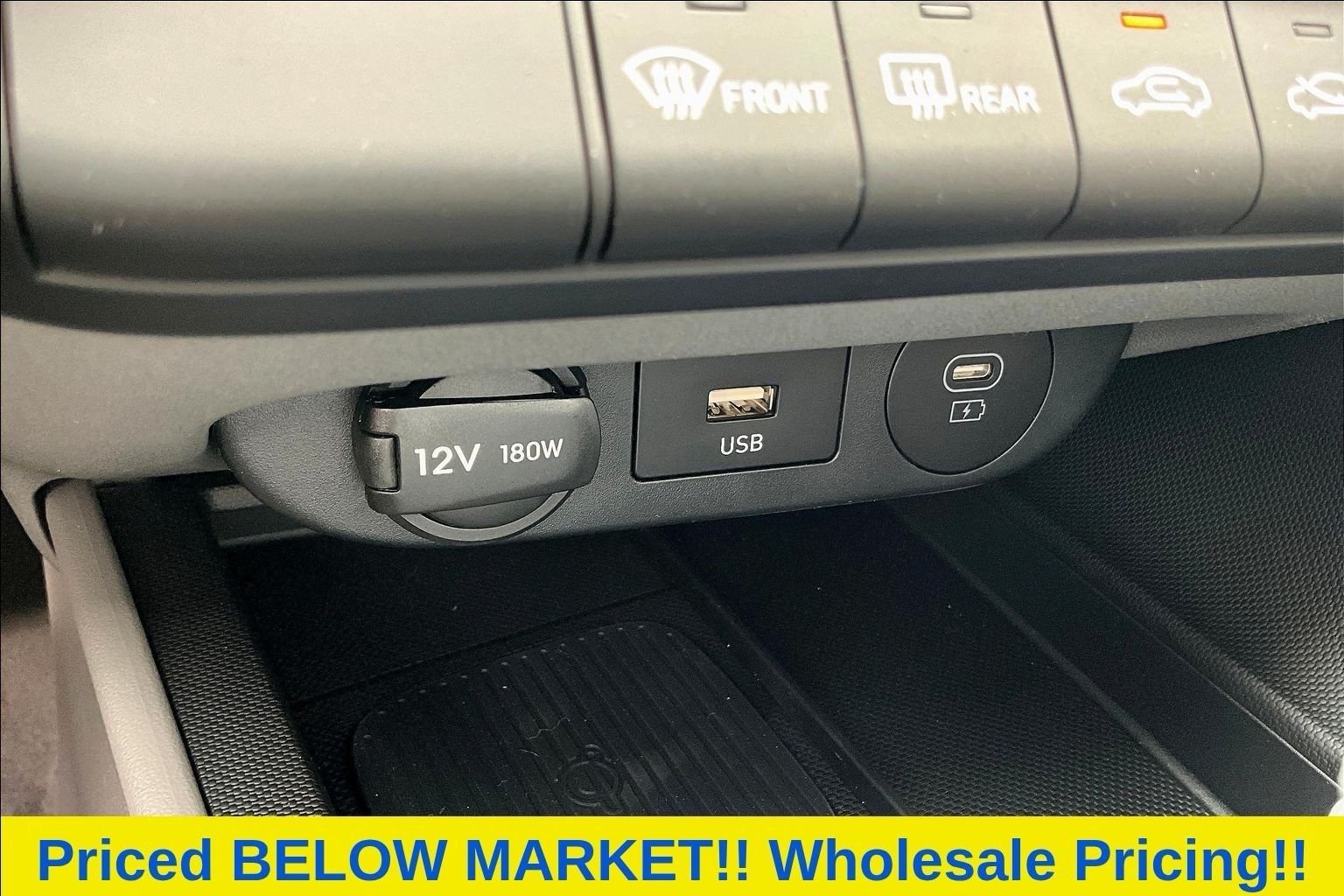 Used 2026 White Hyundai SEL Sport image 19