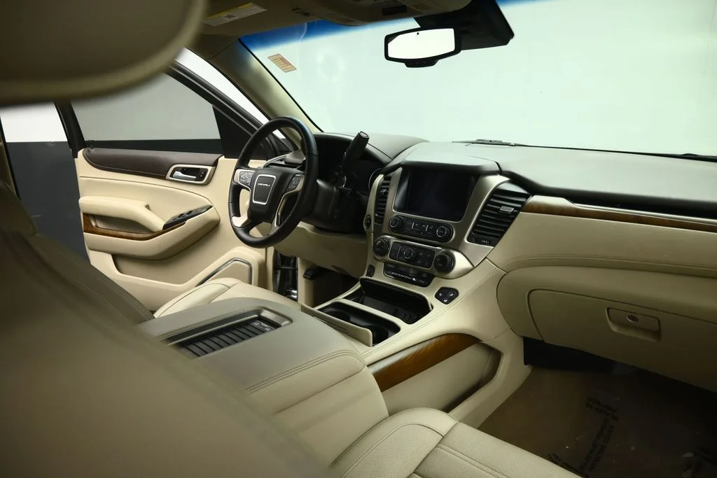 Used 2020 Silver GMC Denali image 65