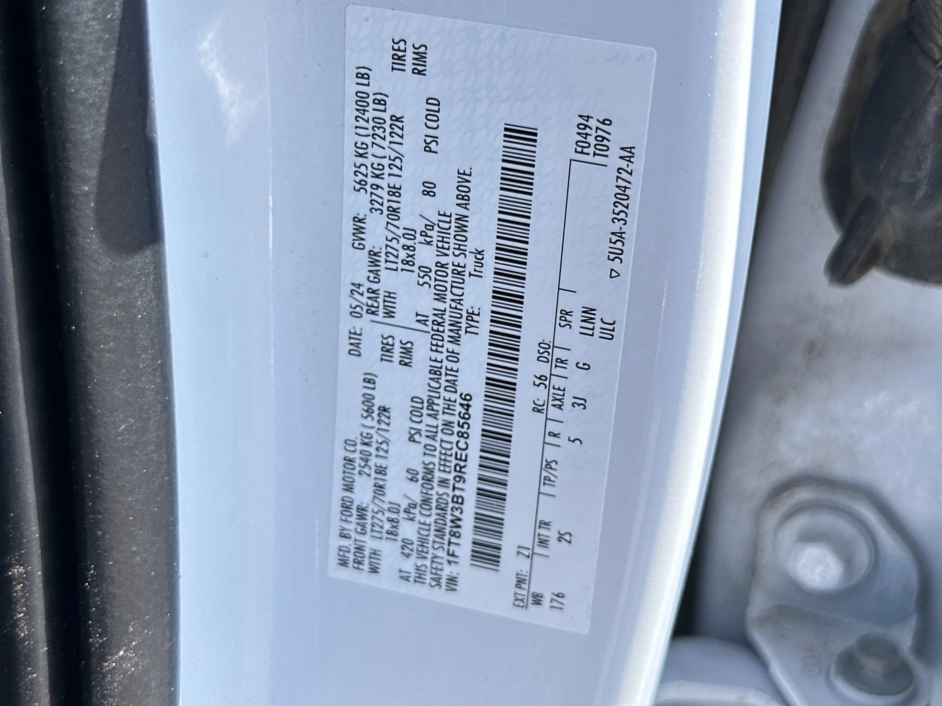 Used 2024 Oxford White Ford XLT image 13