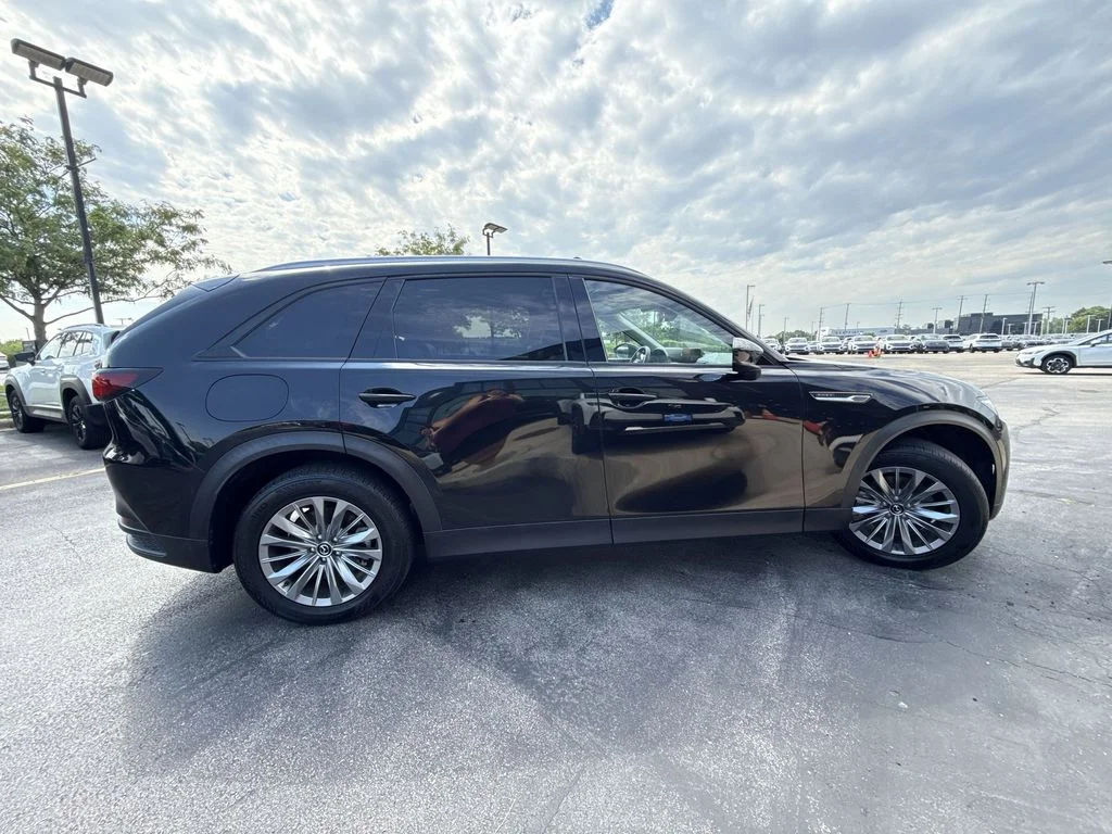 Used 2024 Black Mazda Preferred image 4
