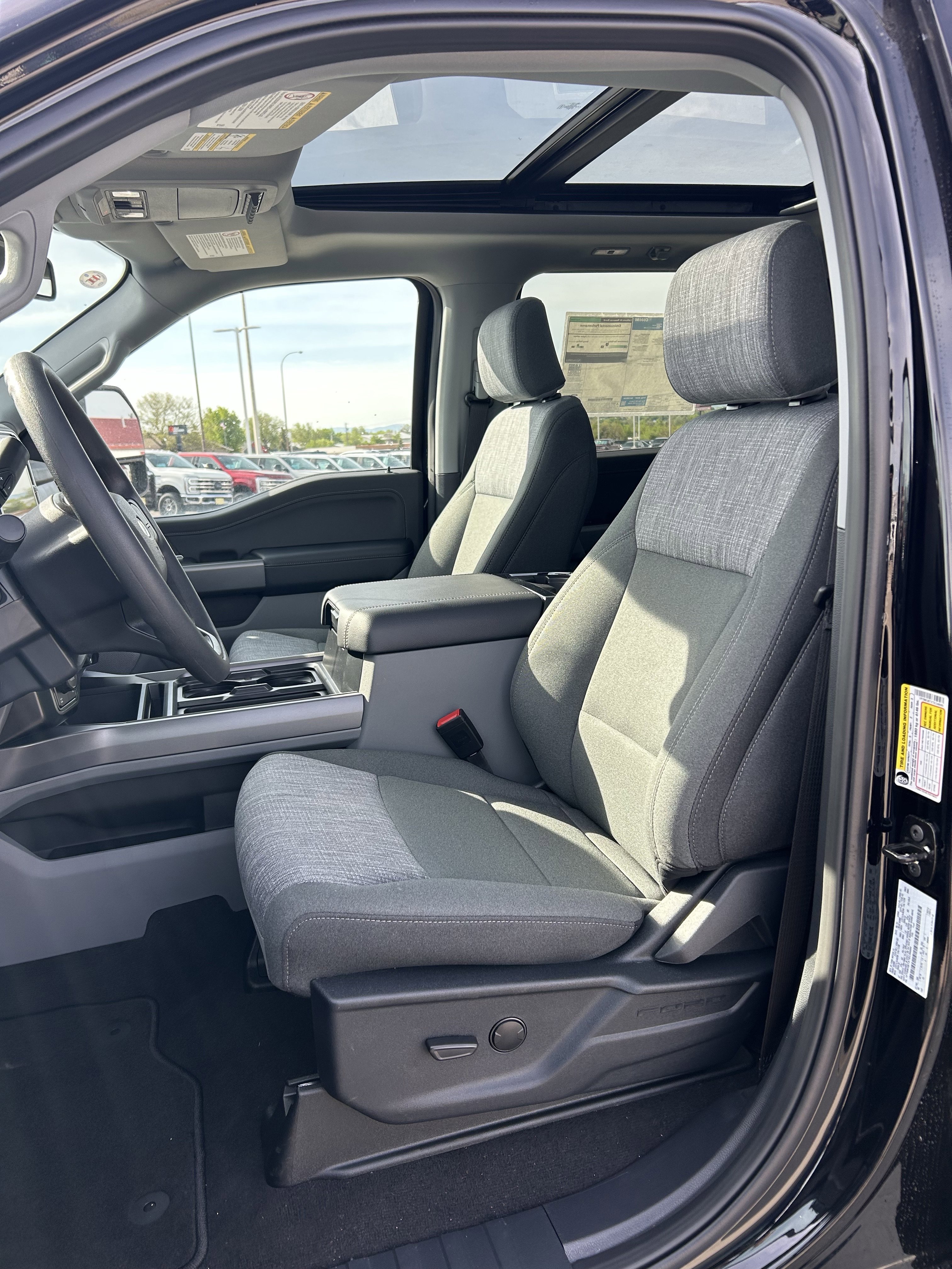 New 2026 AGATE BLACK Ford XLT image 12