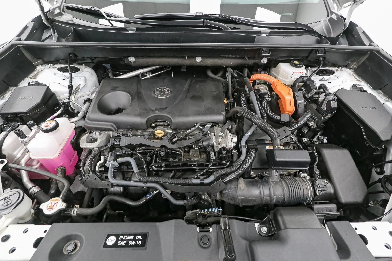 Certified Used 2022 White Toyota XLE image 15