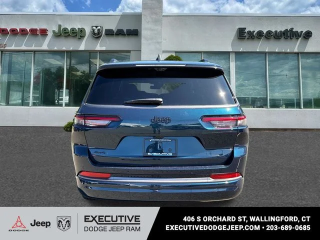 New 2027 Fathom Blue Pearl-Coat Paint Jeep Limited Reserve image 3