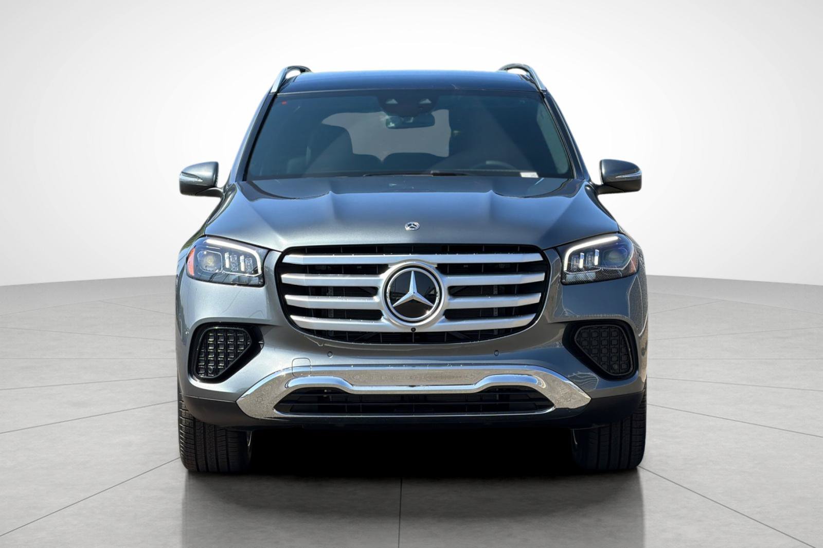 New 2026 Selenite Grey Metallic Mercedes-Benz GLS 450 image 9