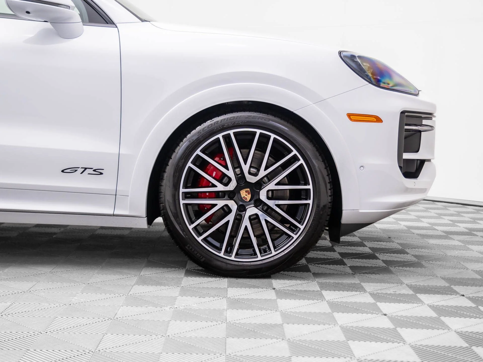 Used 2026  Porsche GTS image 33