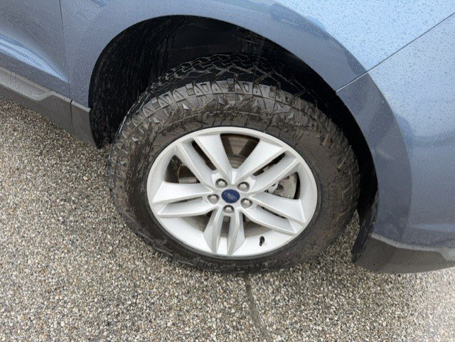 Used 2018 Blue Metallic Ford SEL image 39