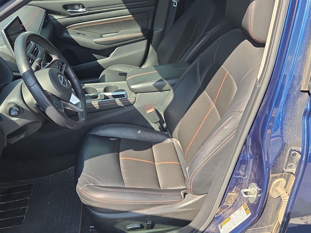 Used 2021 Deep Blue Pearl Nissan 2.5 SR image 8