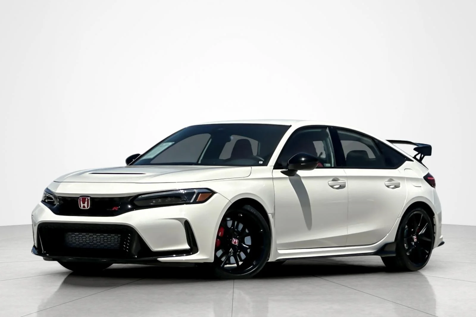 2024 Honda Civic Type-R's photo