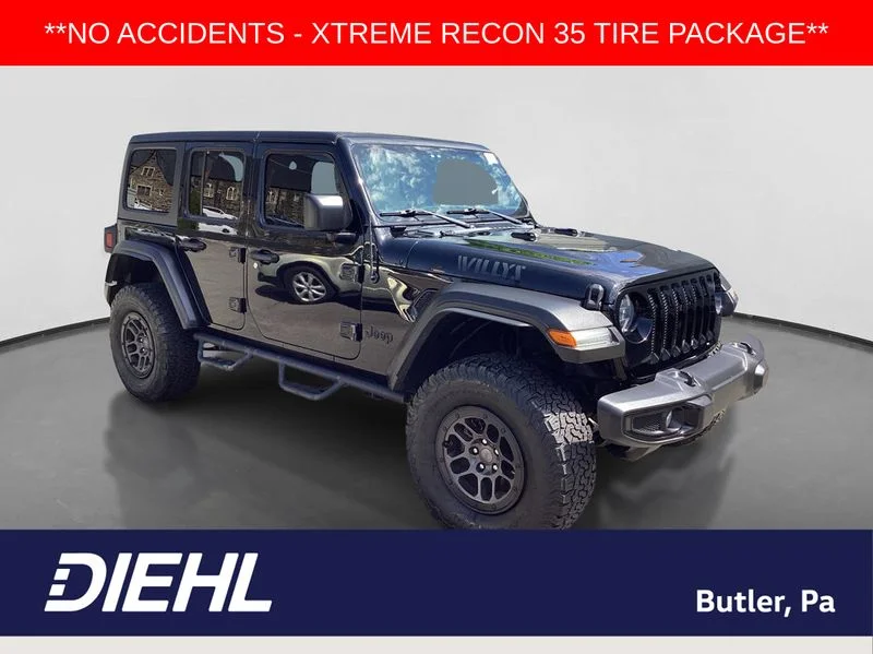 Used 2023 Black Jeep Sport S image 1