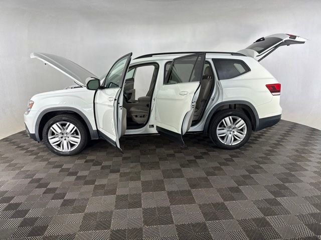 Used 2020 White Volkswagen 2.0T SE w/Technology image 11