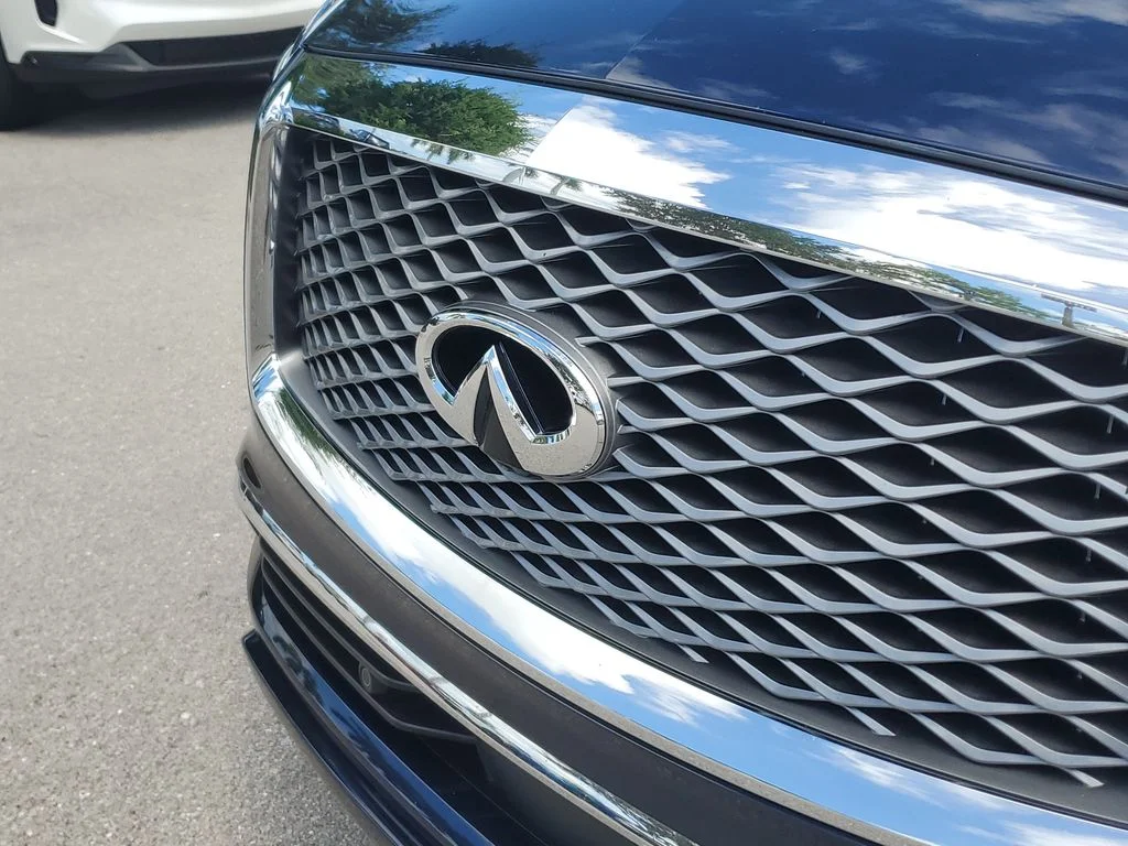 Used 2021 Blue INFINITI LUXE image 11