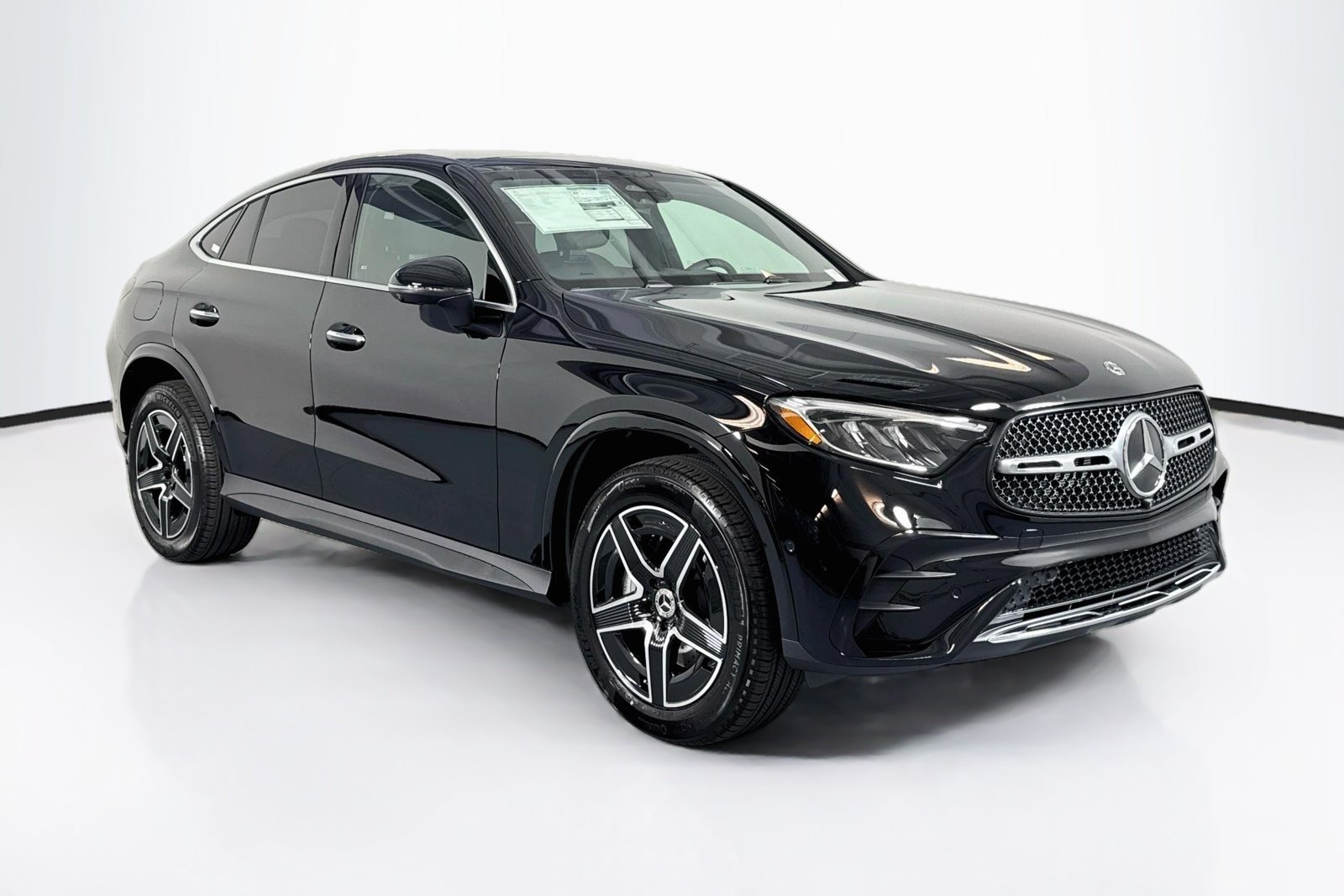 New 2027 Black Mercedes-Benz GLC 300 image 3