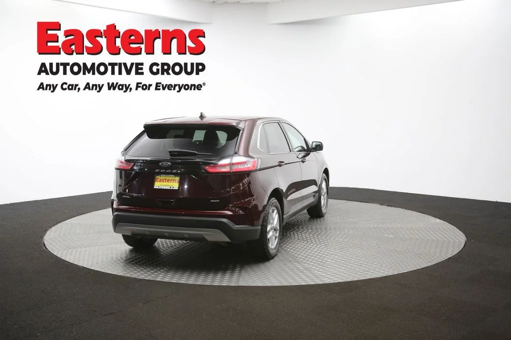 Used 2024 Red Ford SEL image 38