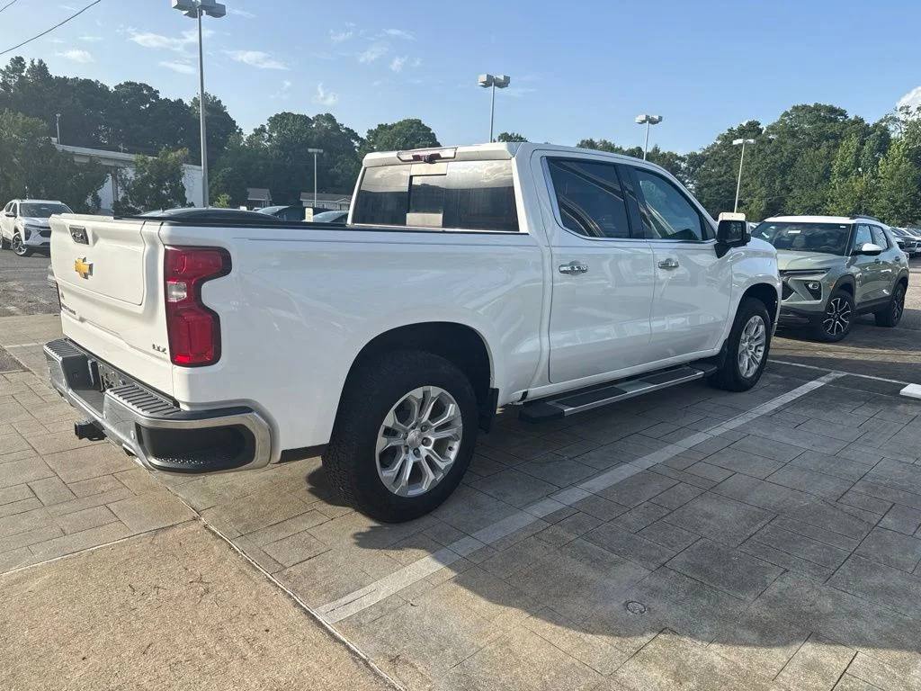Used 2023 White Chevrolet LTZ image 5