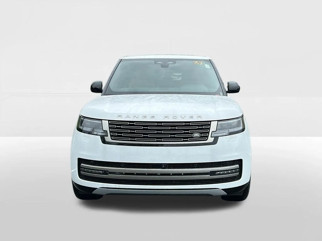 2026 Land Rover Range Rover SE - Photo 2