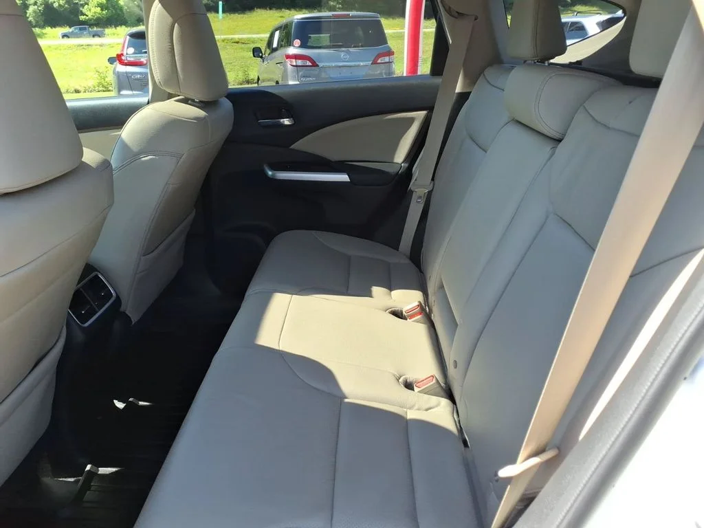 Used 2016 White Honda Touring image 13
