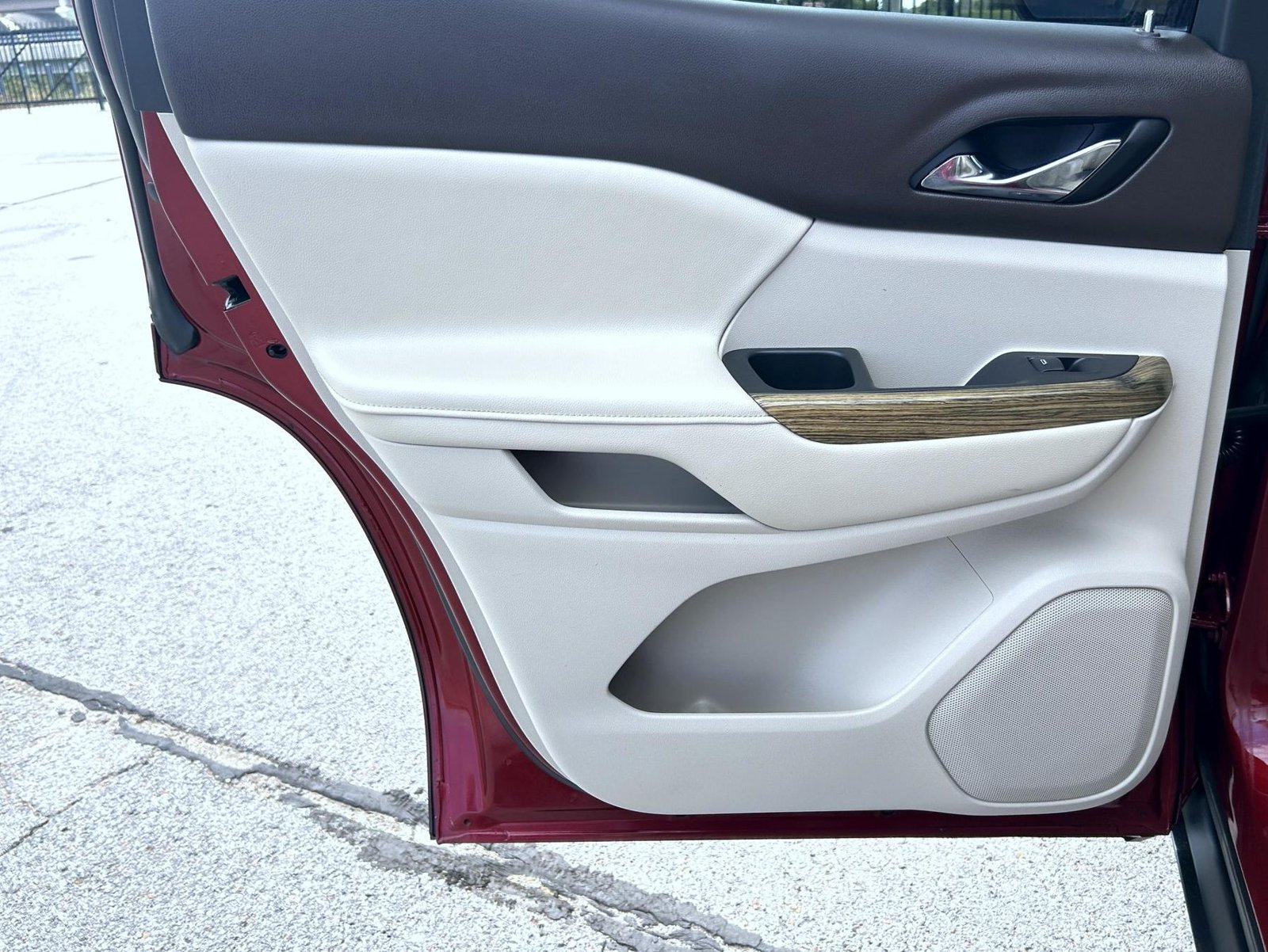 Used 2018 Red GMC Denali image 18