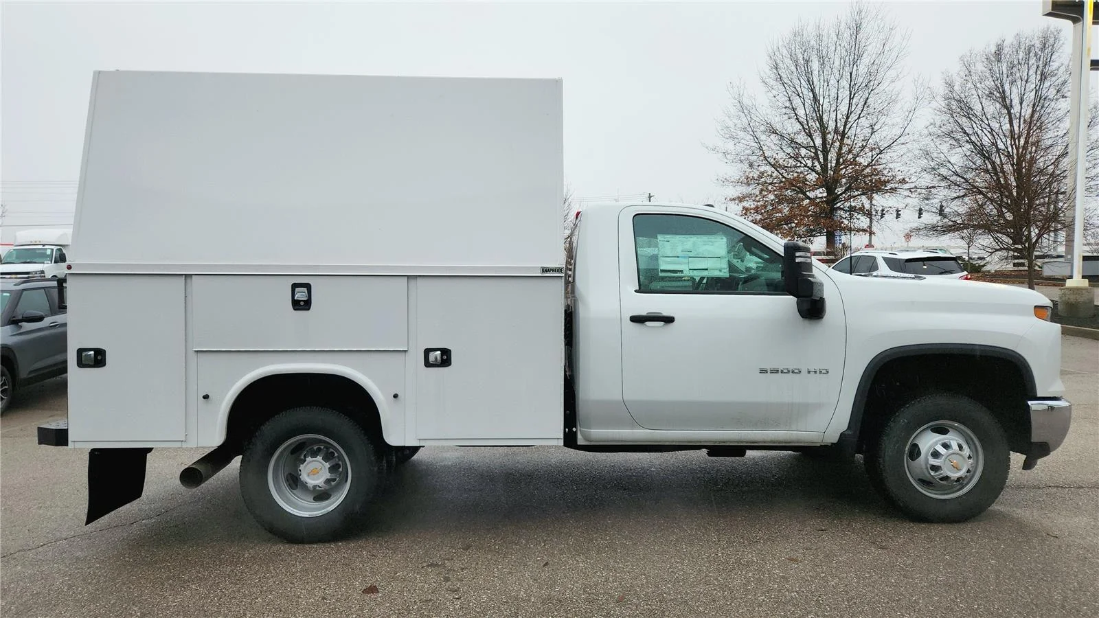 2025 Chevrolet Silverado 3500 Chassis Cab