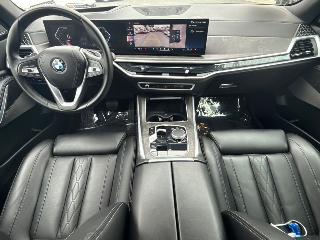 Used 2026 Black BMW xDrive40i image 19
