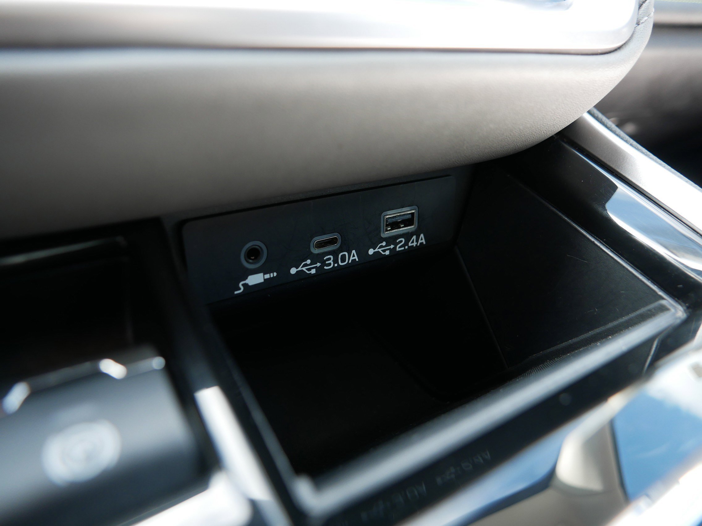 Used 2025 Cosmic Blue Pearl Subaru Onyx Edition image 33