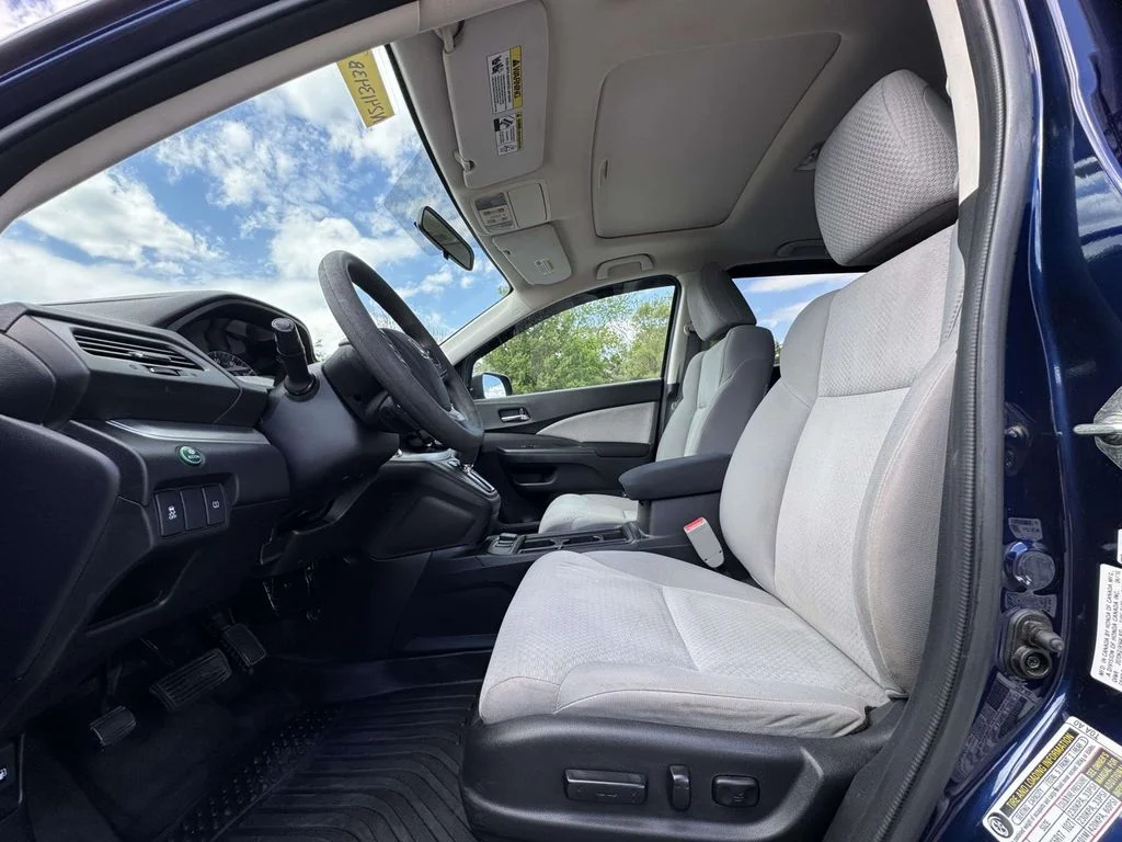 Used 2016  Honda EX image 13