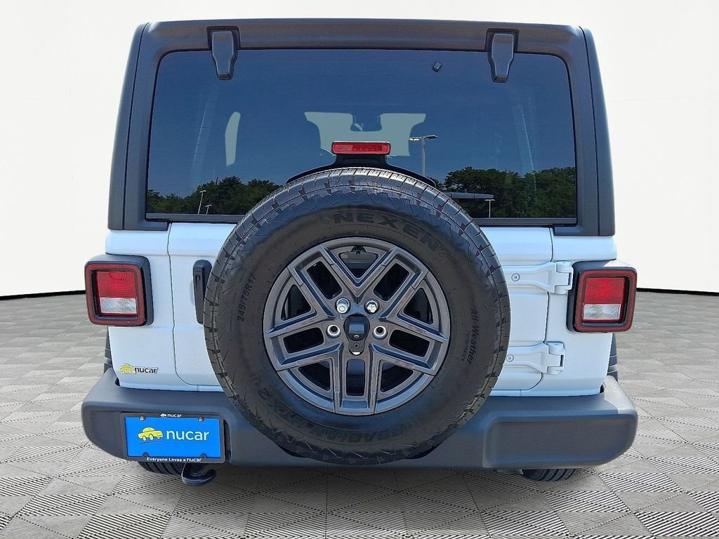 Used 2024 White Jeep Sport S image 6